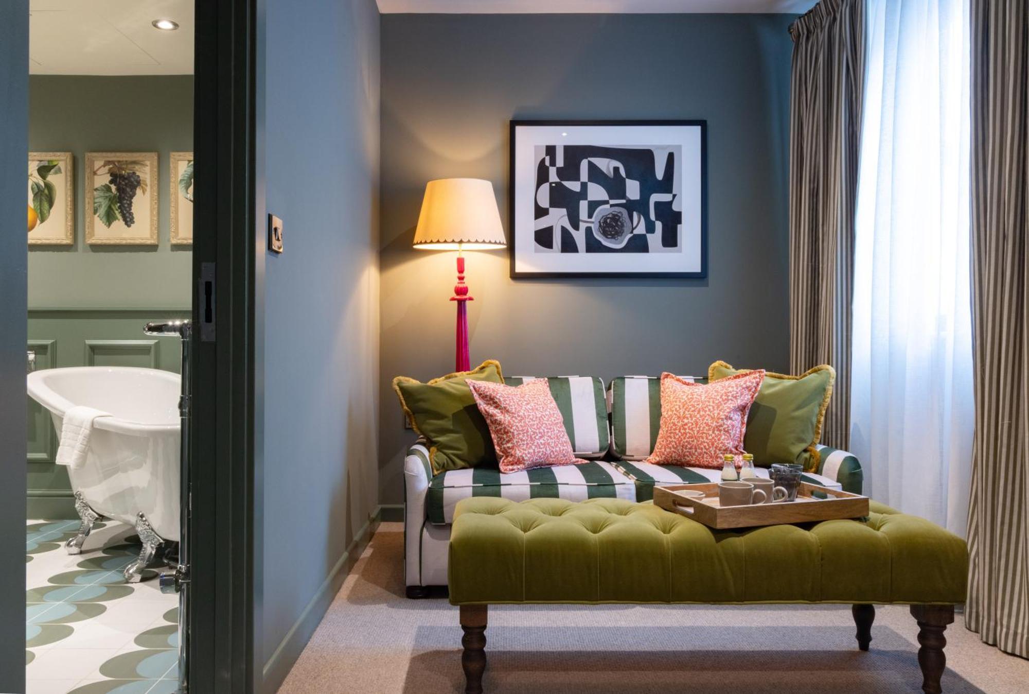 The Coat And Bear - A Heartwood Inn Newbury  Exteriér fotografie