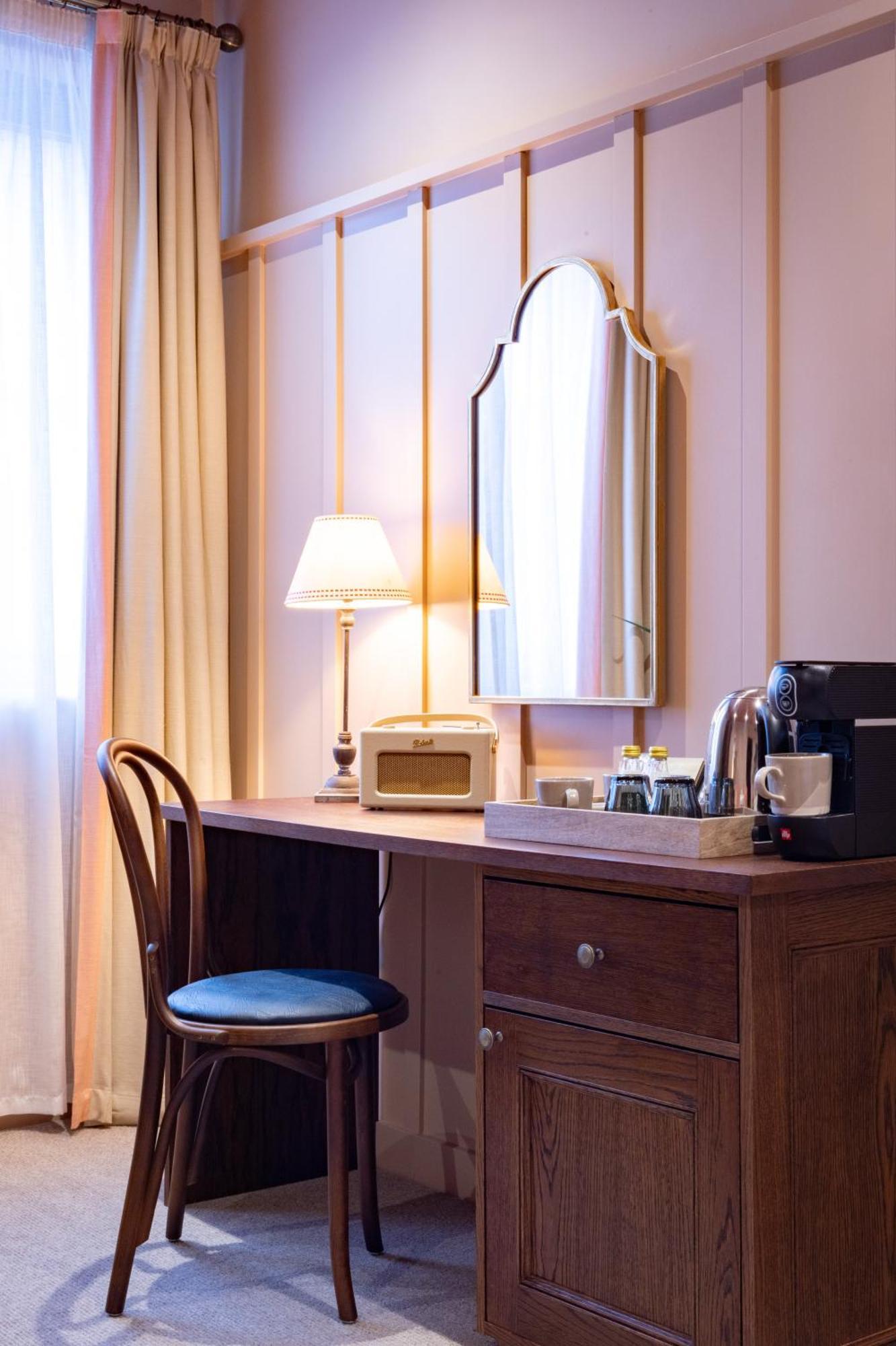 The Coat And Bear - A Heartwood Inn Newbury  Exteriér fotografie