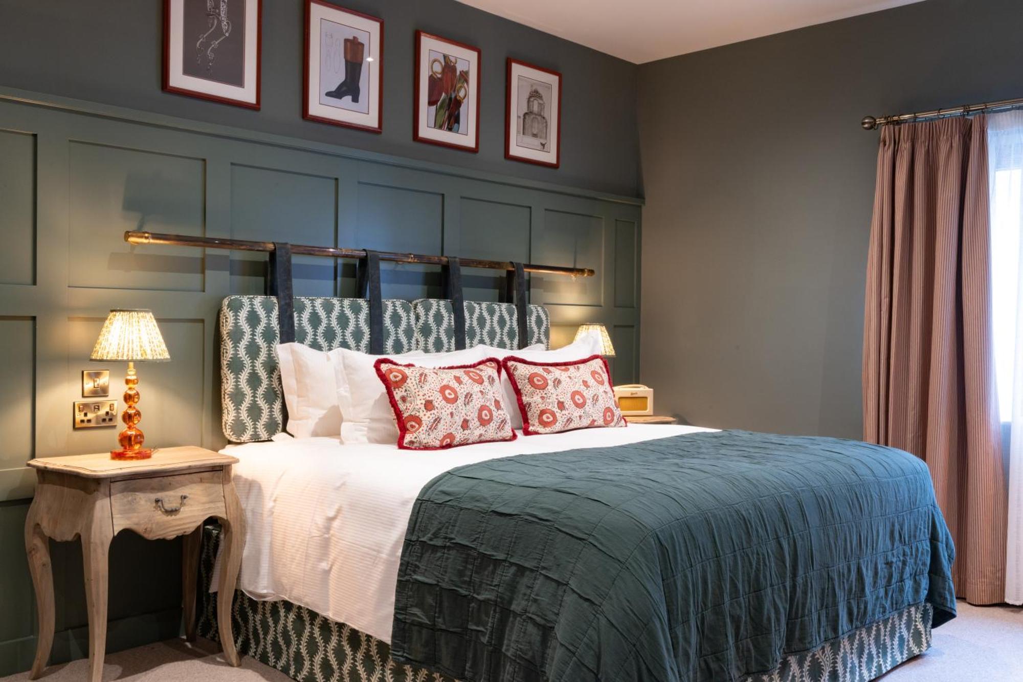 The Coat And Bear - A Heartwood Inn Newbury  Exteriér fotografie