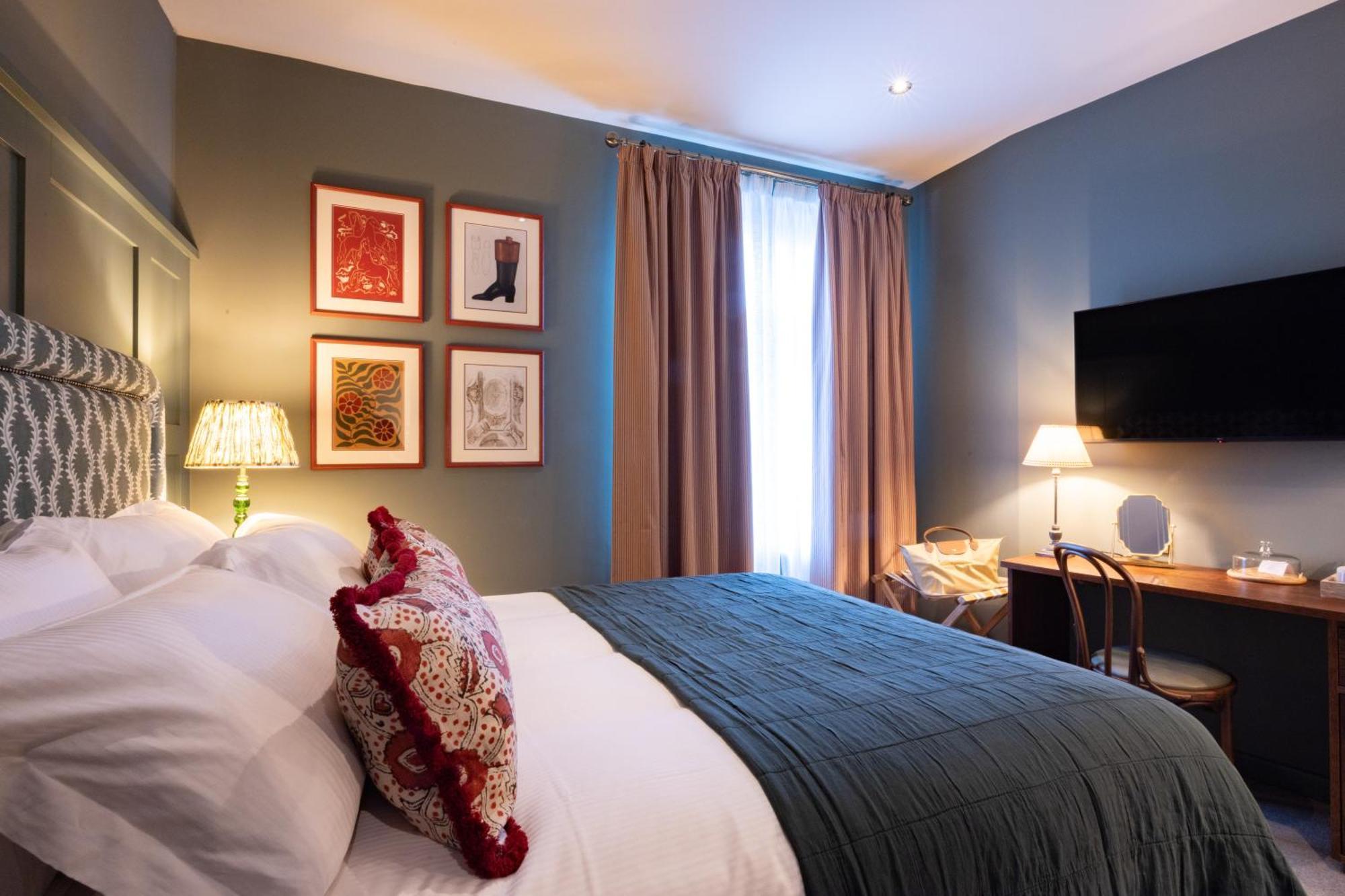 The Coat And Bear - A Heartwood Inn Newbury  Exteriér fotografie